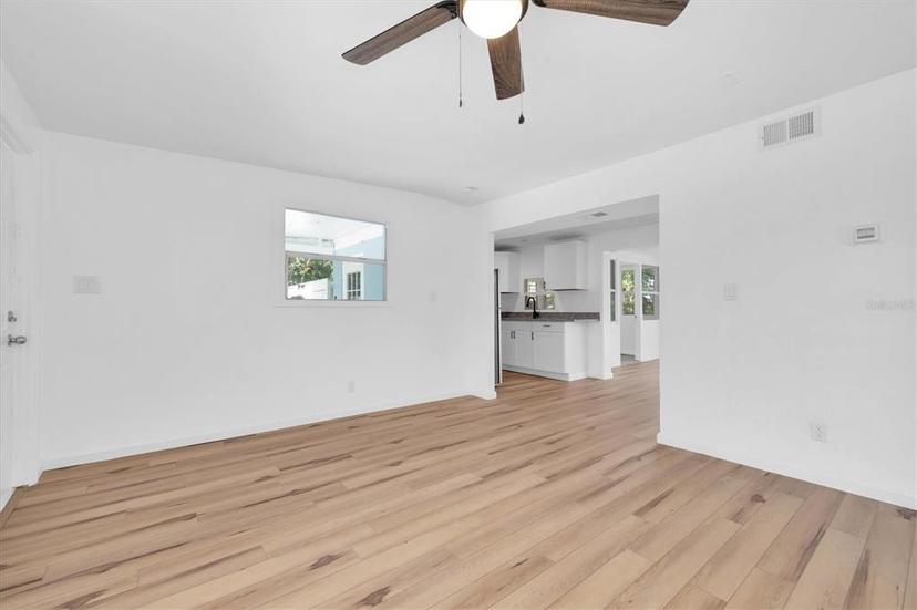 Picture of 10545 110Th Avenue, Largo FL 33773