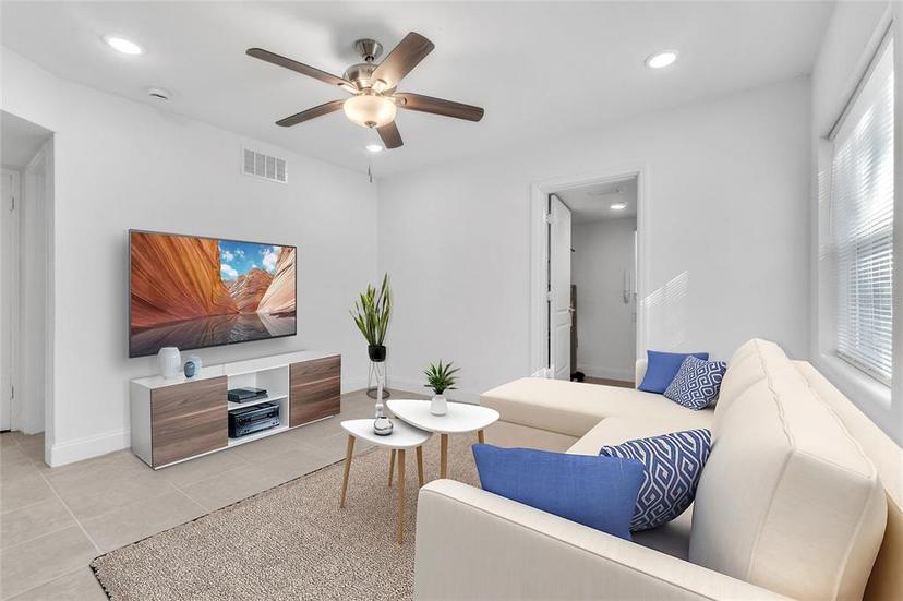 Picture of 4201 Lake Lawne Avenue, Orlando FL 32808