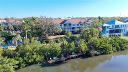 Picture of 850 S Tamiami Trail Unit 402, Sarasota, FL 34236