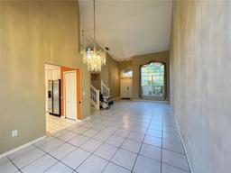 Picture of 3619 Springville Dr, Valrico, FL 33596