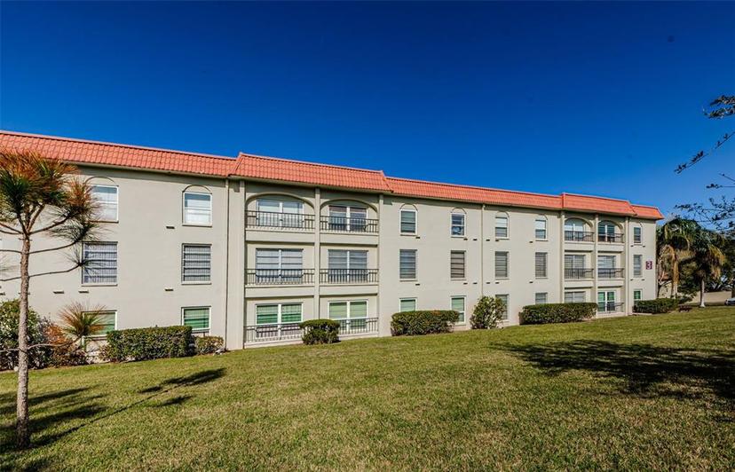 Picture of 2700 Bayshore Boulevard Unit 3309, Dunedin FL 34698