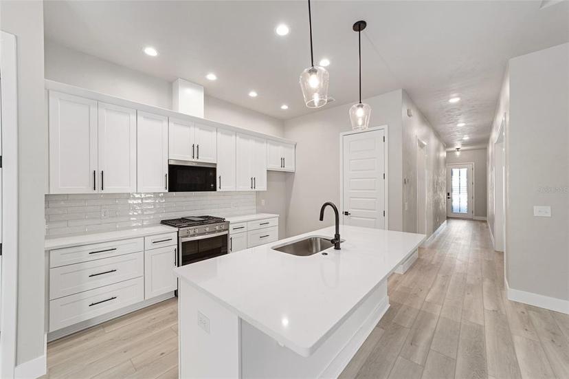 Picture of 1015 NW 132Nd Boulevard, Newberry FL 32669