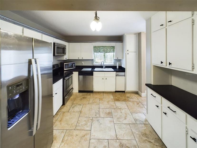 Picture of 1640 NE 40Th Avenue Unit 107, Ocala FL 34470