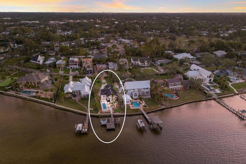 Picture of 4110 Riverview Boulevard, Bradenton FL 34209