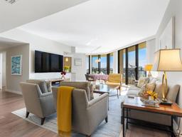 Picture of 1211 Gulf Of Mexico Drive Unit 408, Longboat Key, FL 34228