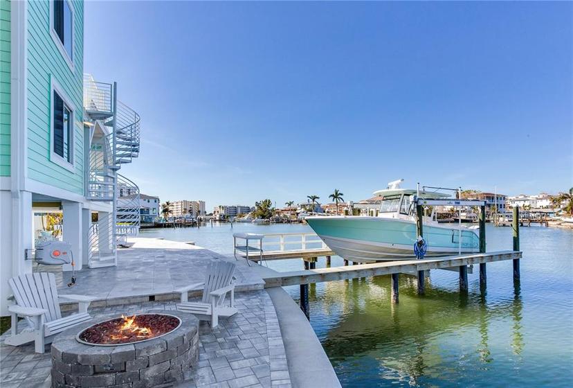 Picture of 17410 1St Street E, Redington Shores FL 33708