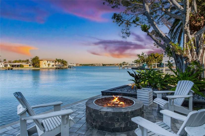 Picture of 17410 1St Street E, Redington Shores FL 33708