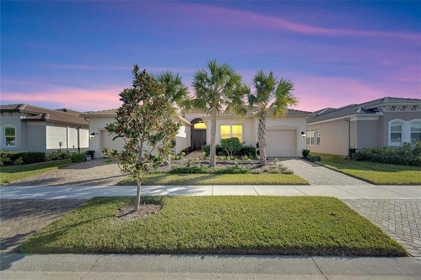 Picture of 15314 Valencia Del Sol Street, Wimauma FL 33598