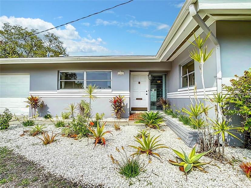 Picture of 1595 Arizona Avenue Ne, St Petersburg FL 33703