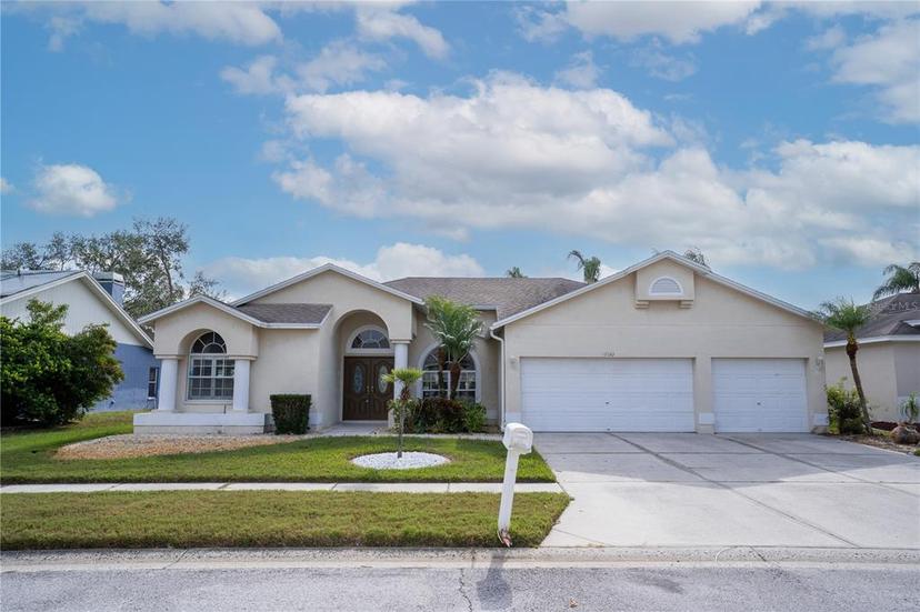 Picture of 12922 Prestwick Drive, Riverview FL 33579