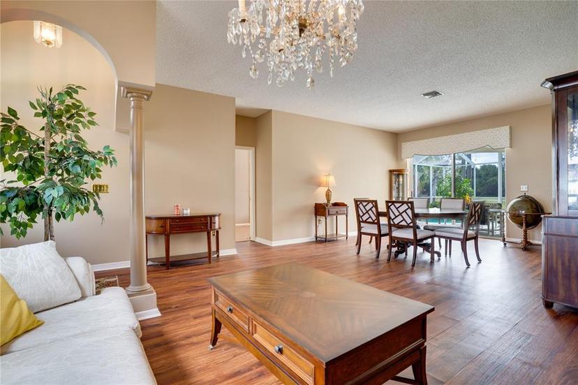 Picture of 12922 Prestwick Drive, Riverview FL 33579