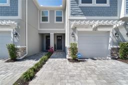 Picture of 8518 Primrose Willow Pl, Odessa, FL 33556