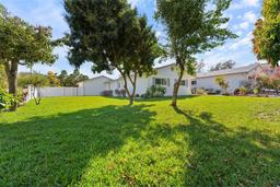 Picture of 1323 Valley Hill E, Lakeland, FL 33813