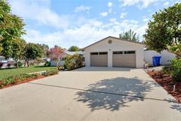 Picture of 1323 Valley Hill E, Lakeland, FL 33813