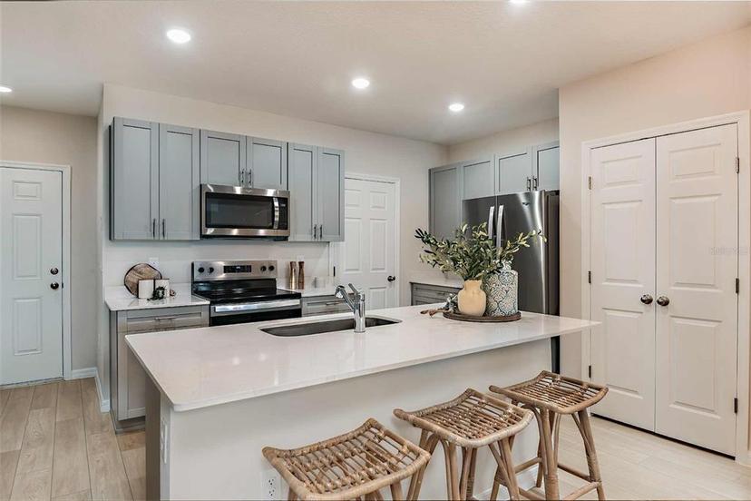 Picture of 3852 King Hill Drive, Haines City FL 33844