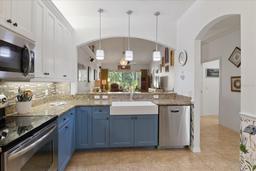Picture of 1565 Monarch Drive, Venice, FL 34293