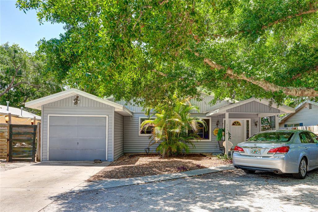 Picture of 2574 Hawthorne Street, Sarasota, FL 34239