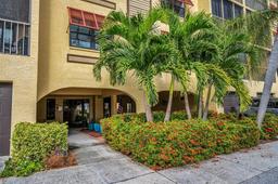 Picture of 5817 Park Street N Unit 204, St Petersburg, FL 33709