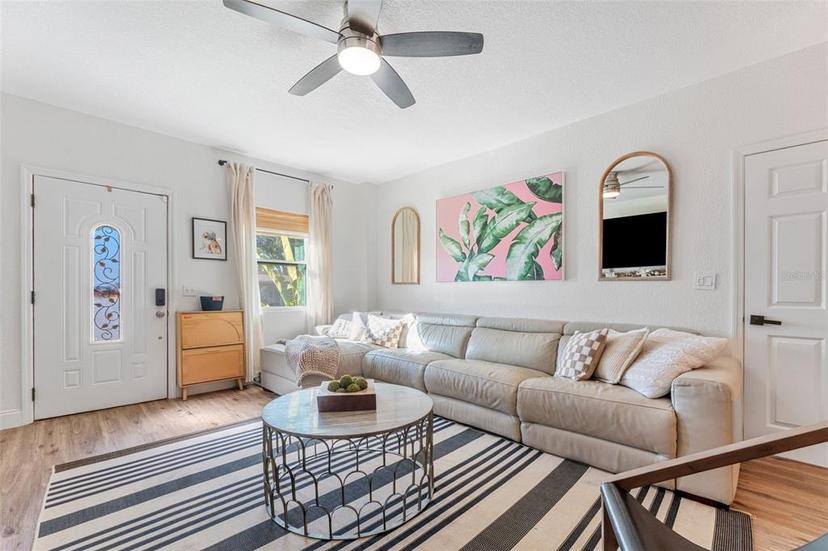 Picture of 727 53Rd Terrace N, St Petersburg FL 33703