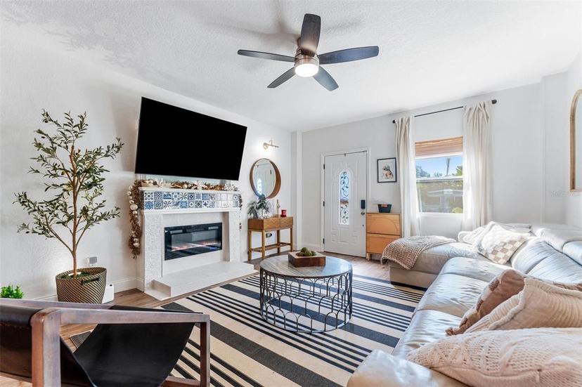 Picture of 727 53Rd Terrace N, St Petersburg FL 33703