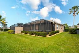Picture of 8210 Eagle Isles Place, Bradenton, FL 34212