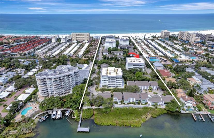 Picture of 1200 E Peppertree Lane Unit 607, Sarasota FL 34242
