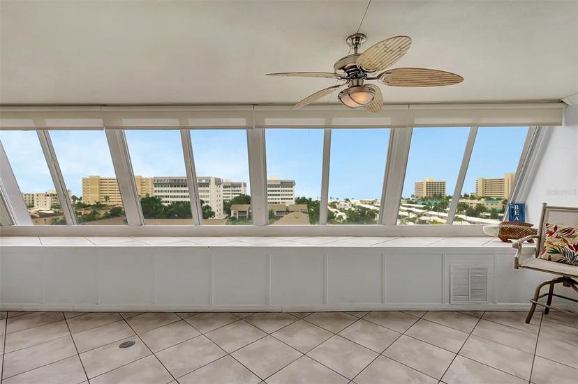 Picture of 1200 E Peppertree Lane Unit 607, Sarasota FL 34242