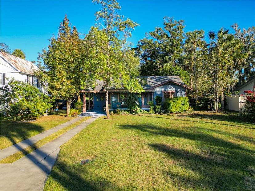 Picture of 410 N Thorpe Avenue, Orange City FL 32763