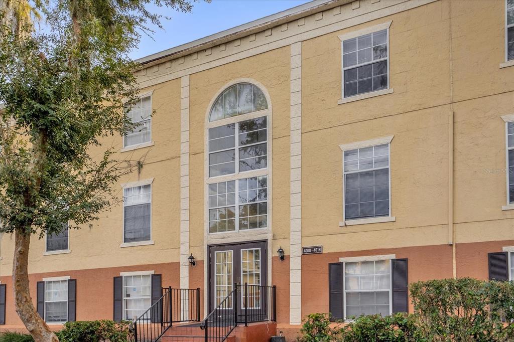 Picture of 4008 Versailles Drive Unit 4008C, Orlando, FL 32808