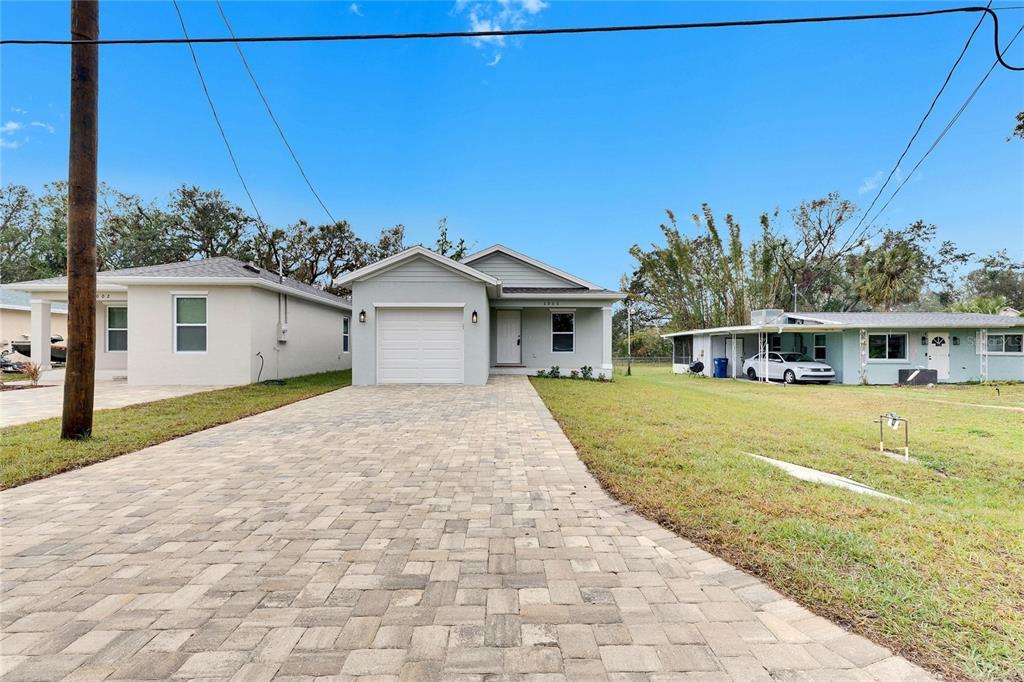 Picture of 1006 Hagle Park Road, Bradenton, FL 34212