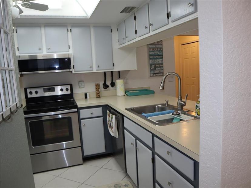 Picture of 4048 Oakview Drive Unit F2-3, Punta Gorda FL 33980