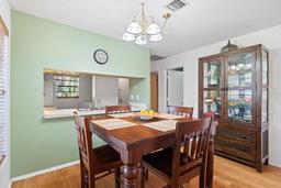 Picture of 608 N Jefferson Avenue Unit 30, Sarasota, FL 34237