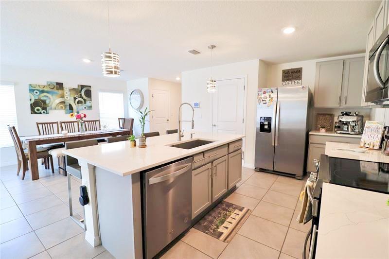 Picture of 12113 Water Ash Place, Riverview FL 33569