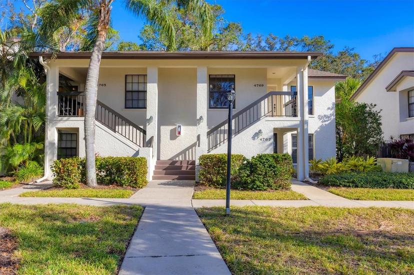 Picture of 4767 Winslow Beacon Unit 25, Sarasota FL 34235