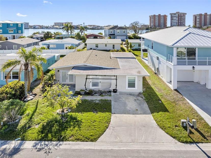 Picture of 943 182Nd Avenue E, Redington Shores FL 33708