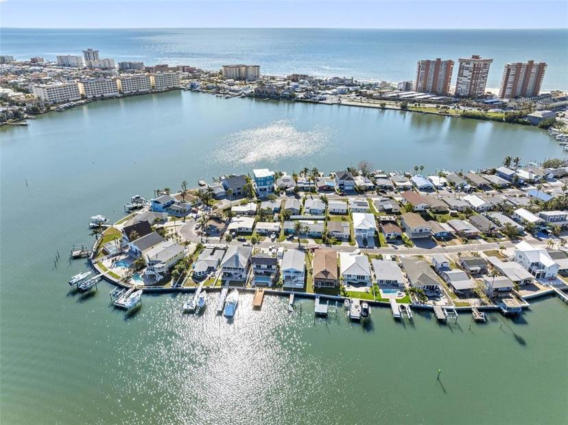 Picture of 943 182Nd Avenue E, Redington Shores FL 33708
