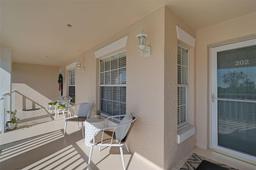 Picture of 4206 Caddie Drive E Unit 202, Bradenton, FL 34203