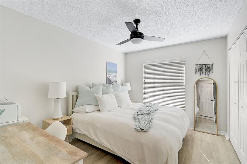 Picture of 4206 Caddie Drive E Unit 202, Bradenton FL 34203