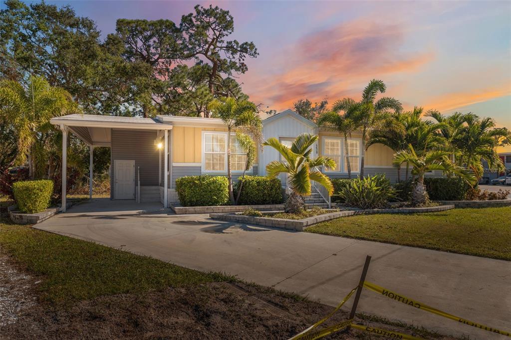 Picture of 4620 Tri Par Drive, Sarasota, FL 34234