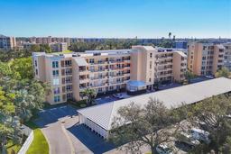 Picture of 3750 Pinebrook Circle Unit 404, Bradenton, FL 34209