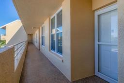 Picture of 3750 Pinebrook Circle Unit 404, Bradenton, FL 34209
