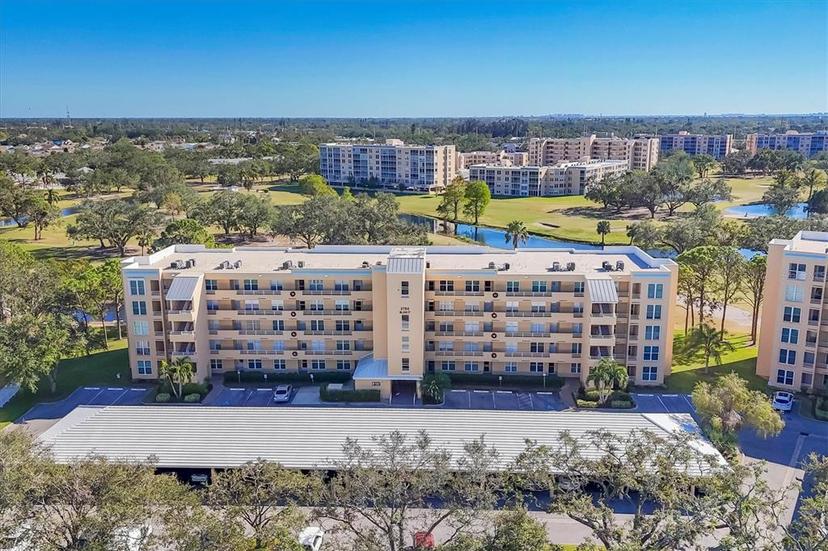 Picture of 3750 Pinebrook Circle Unit 404, Bradenton FL 34209