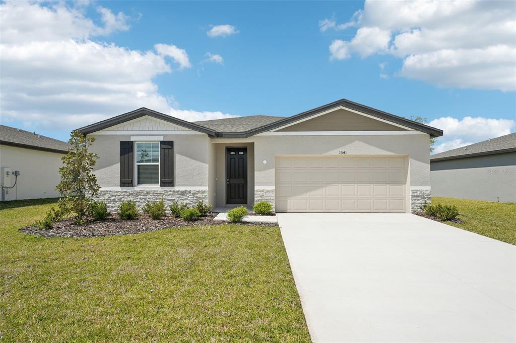 Picture of 1341 Oak Valley Drive, Auburndale, FL 33823
