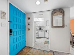 Picture of 2045 Gulf Of Mexico Drive Unit M1-502, Longboat Key, FL 34228