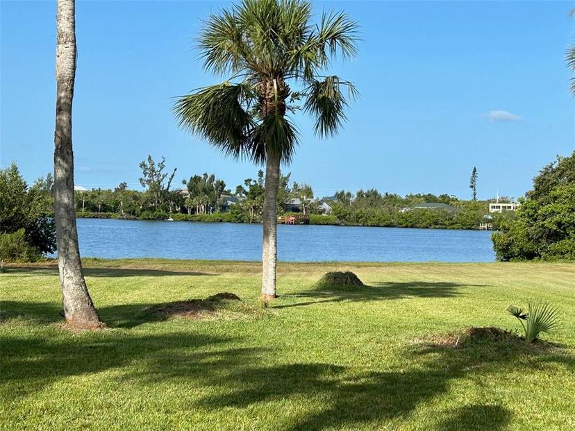 Picture of 2090 Lemon Ave Avenue, Englewood FL 34223