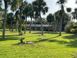 Picture of 2090 Lemon Ave Avenue, Englewood, FL 34223