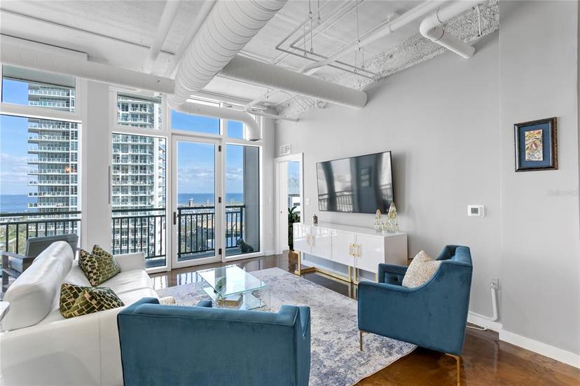 Picture of 175 2Nd Street S Unit P-08, St Petersburg FL 33701