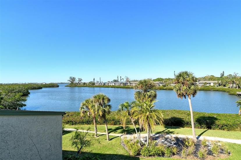 Picture of 1601 Bayhouse Point Drive Unit Ba204, Sarasota FL 34231