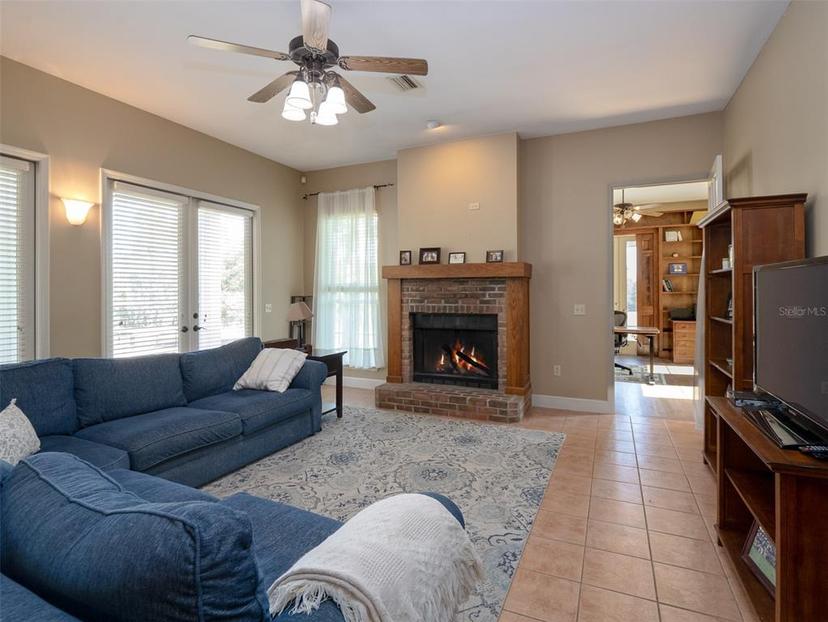 Picture of 901 SW 87Th Place, Ocala FL 34476