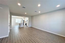 Picture of 727 Pilea Street, Apopka, FL 32703